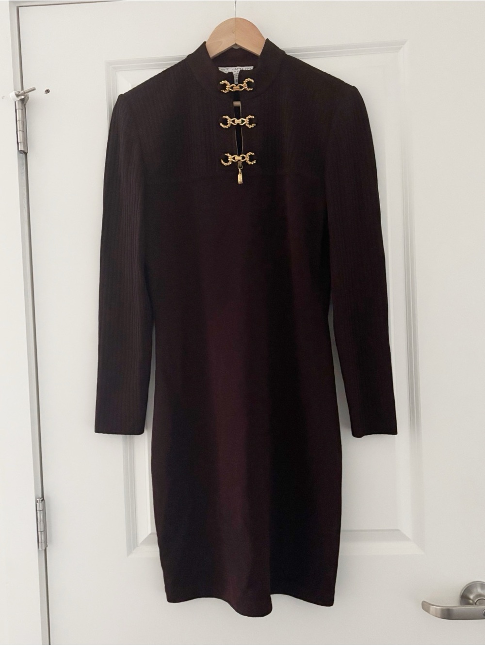 St. John Collection VTG Santana Knit Ribbed Midi Dress Buckle Detail Classic 6